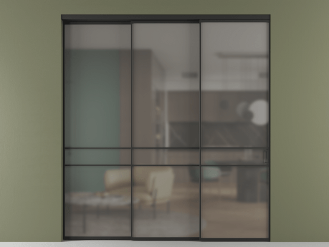 Перегородка Formato внутри проёма телескопик синхро 2 АЛПР 040.02 Алюминий Черный Сатинированное серое стекло, триплекс. Скрытый короб ЧЕР Цена 328600 ₽ 1. Полотно 3 шт. (800/2100 мм)
2. Комплект установки раздвижной системы
3. Базовый комплект фурнитуры
4. Комплект фурнитуры телескопик синхро-2
5.Ручка RONDO
. Фабрика дверей Волховец 8 (800) 551 43 19 Перегородка Formato внутри проёма телескопик синхро 2 АЛПР 040.02 Алюминий Черный Сатинированное серое стекло, триплекс Цена 328600 ₽ | Volhovec