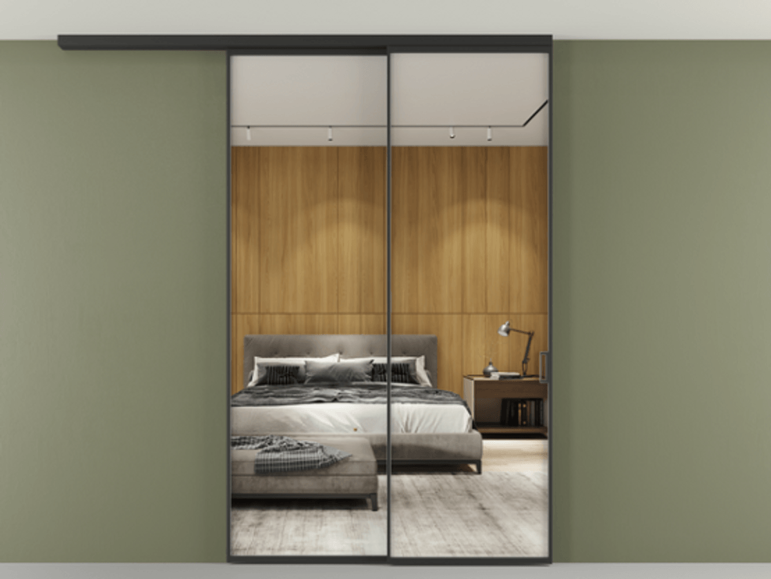 Перегородка Formato вдоль стены на потолок телескопик синхро 2 АЛПР 040.01 Алюминий Черный Двустороннее зеркало, триплекс 6 мм, триплекс 6 мм. Скрытый короб ЧЕР Цена 12560 AZE 1. Полотно 2 шт.  (800/2100 мм)
2. Комплект установки раздвижной системы
3. Базовый комплект фурнитуры
4.Ручка RONDO
. Фабрика дверей Волховец 8 (800) 551 43 19  Перегородка Formato вдоль стены на потолок телескопик синхро 2 АЛПР 040.01 Алюминий Черный Двустороннее зеркало, триплекс 6 мм, триплекс 6 мм Цена 12560 AZE | Volhovec