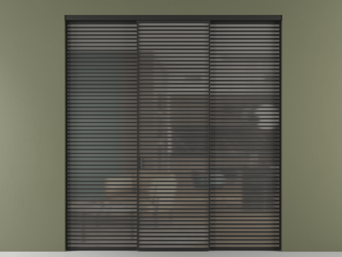 Перегородка Formato внутри проёма 3 створки АЛПР 040.07 Алюминий Черный Сатинированное серое стекло, триплекс. Скрытый короб ЧЕР Цена 437900 ₽ 1. Полотно 3 шт. (800/2100 мм)
2. Комплект установки раздвижной системы
3. Базовый комплект фурнитуры
4.Ручка RONDO. Фабрика дверей Волховец 8 (800) 551 43 19 Перегородка Formato внутри проёма 3 створки АЛПР 040.07 Алюминий Черный Сатинированное серое стекло, триплекс Цена 437900 ₽ | Volhovec