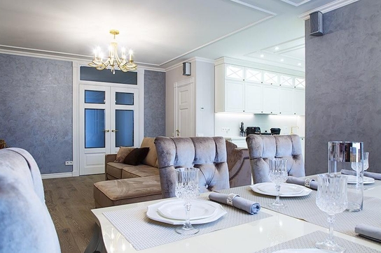 "Идеальный ремонт": микс стилей в гостиной Марата Башарова